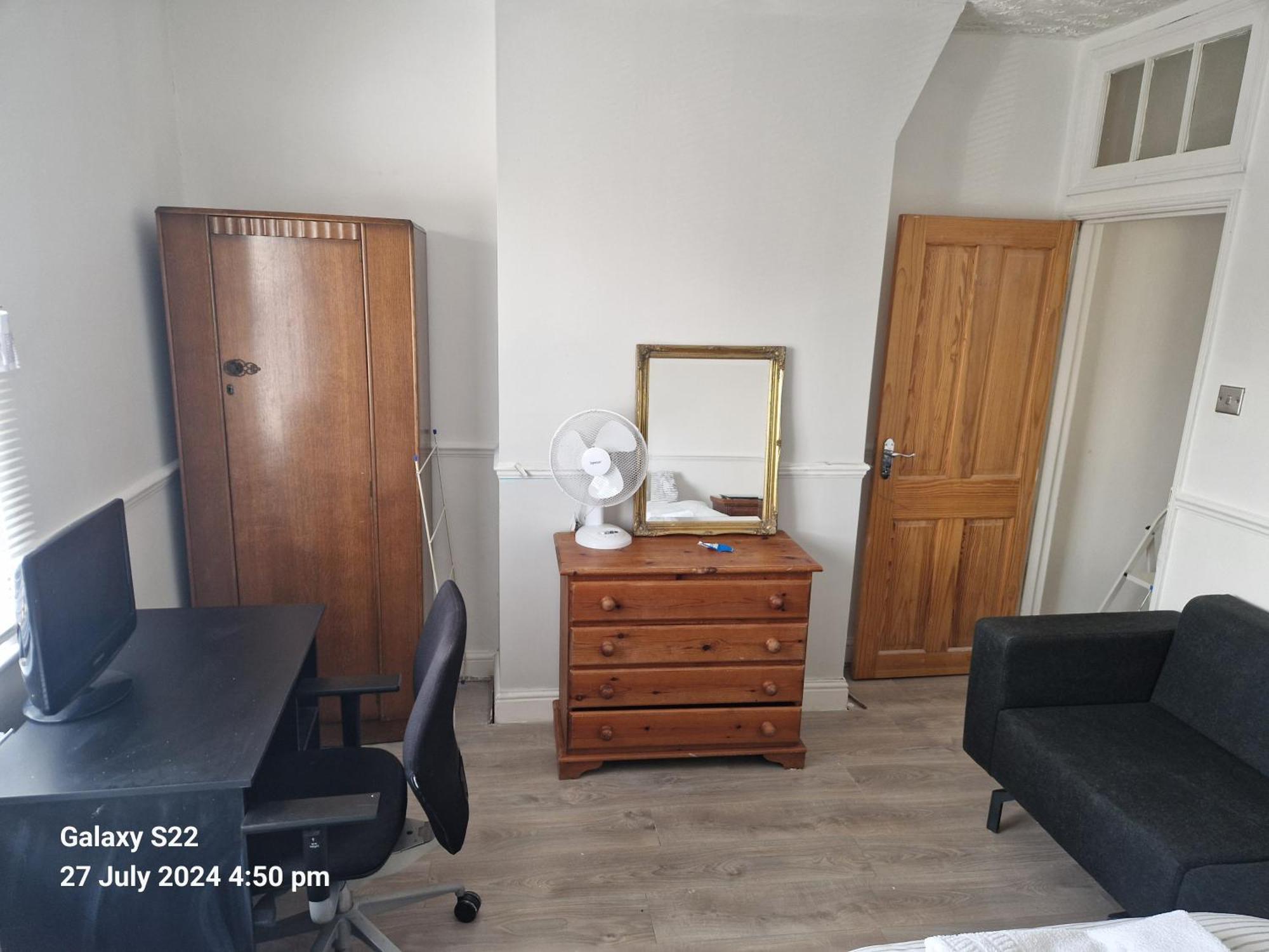 Large Bright Single Or Double Room Northfleet Ngoại thất bức ảnh